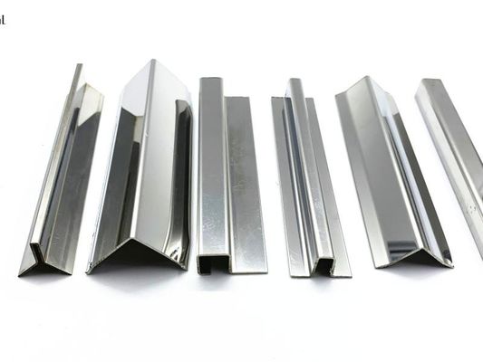 มุมด้านในขอบสแตนเลส Bullnose ขอบ 2.5m